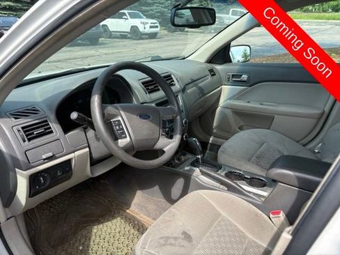 Used 2010 Ford Fusion SE FWD image 7