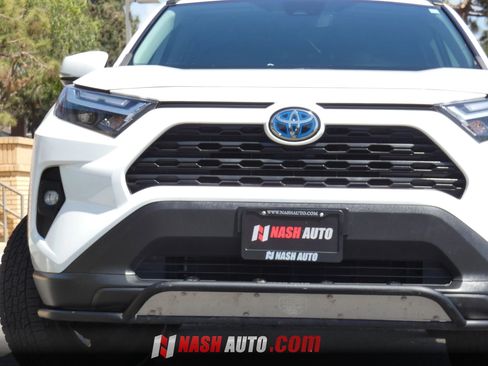 Used 2023 Toyota RAV4 AWD Hybrid image 19