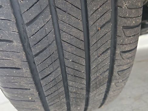 Used 2025 Honda HR-V EX-L image 10