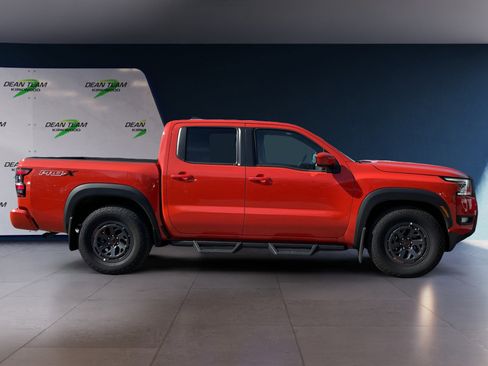 Used 2025 Nissan Frontier Pro-X RWD image 10
