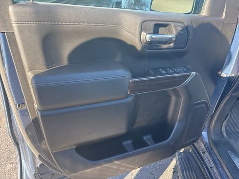 Used 2022 Chevrolet Silverado 1500 LT image 49