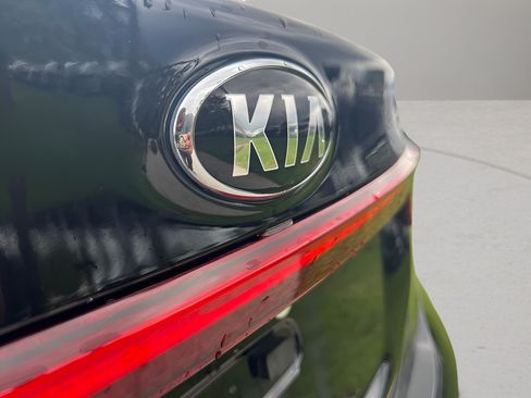 Used 2021 Kia Forte LXS FWD image 32