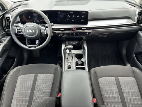 Used 2024 Kia Sorento LX FWD image 20