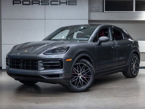 Certified 2025 Porsche Cayenne Coupe AWD/4WD image 1