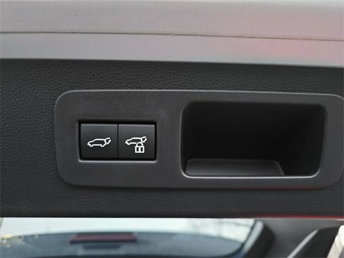 Used 2024 Lexus LX 600 4WD w/ Luxury Package image 17