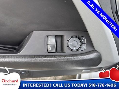 Used 2021 Chevrolet Camaro LT w/ Technology Package image 16