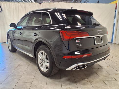 Used 2023 Audi Q5 2.0T Premium w/ Convenience Package image 7