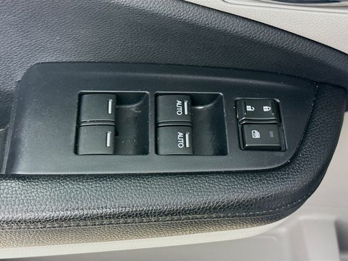 Used 2019 Honda Pilot Touring image 21