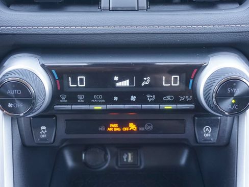 Certified 2025 Toyota RAV4 XLE AWD/4WD image 12
