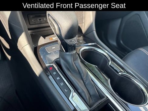 Certified 2023 Chevrolet Equinox Premier AWD/4WD image 19