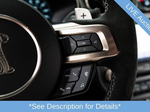 Used 2022 Ford Mustang Shelby GT500 w/ Carbon Fiber Track Pack image 19