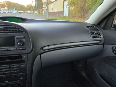 Used 2003 Saab 9-3 Arc image 13