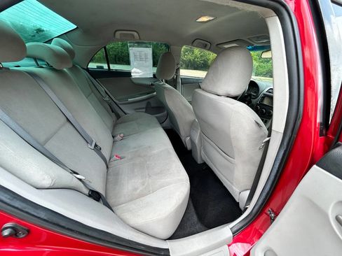 Used 2013 Toyota Corolla LE Special Edition image 14