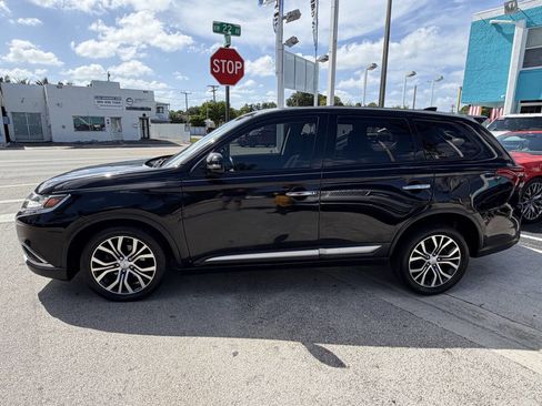 Used 2018 Mitsubishi Outlander LE image 8