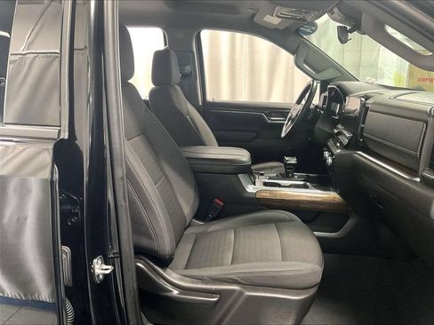 Used 2024 GMC Sierra 1500 Elevation w/ X31 Off-Road Package AWD/4WD image 11