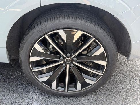 Certified 2026 Volvo XC60 B5 Ultra AWD/4WD image 8