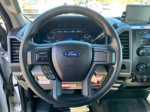 Used 2019 Ford F550 2WD Regular Cab Super Duty image 10
