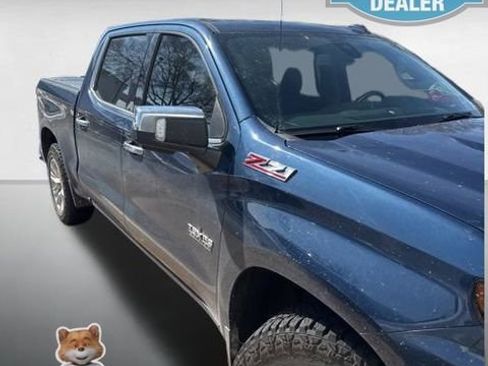 Used 2022 Chevrolet Silverado 1500 LTZ w/ LTZ Premium Package image 2