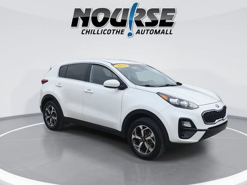 Used 2022 Kia Sportage LX AWD/4WD image 2