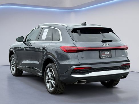 Certified 2025 Audi Q5 Premium w/ Convenience Package AWD/4WD image 9