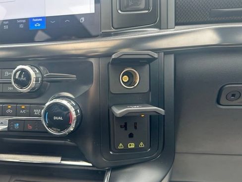 Used 2025 Ford F150 Raptor AWD/4WD image 47