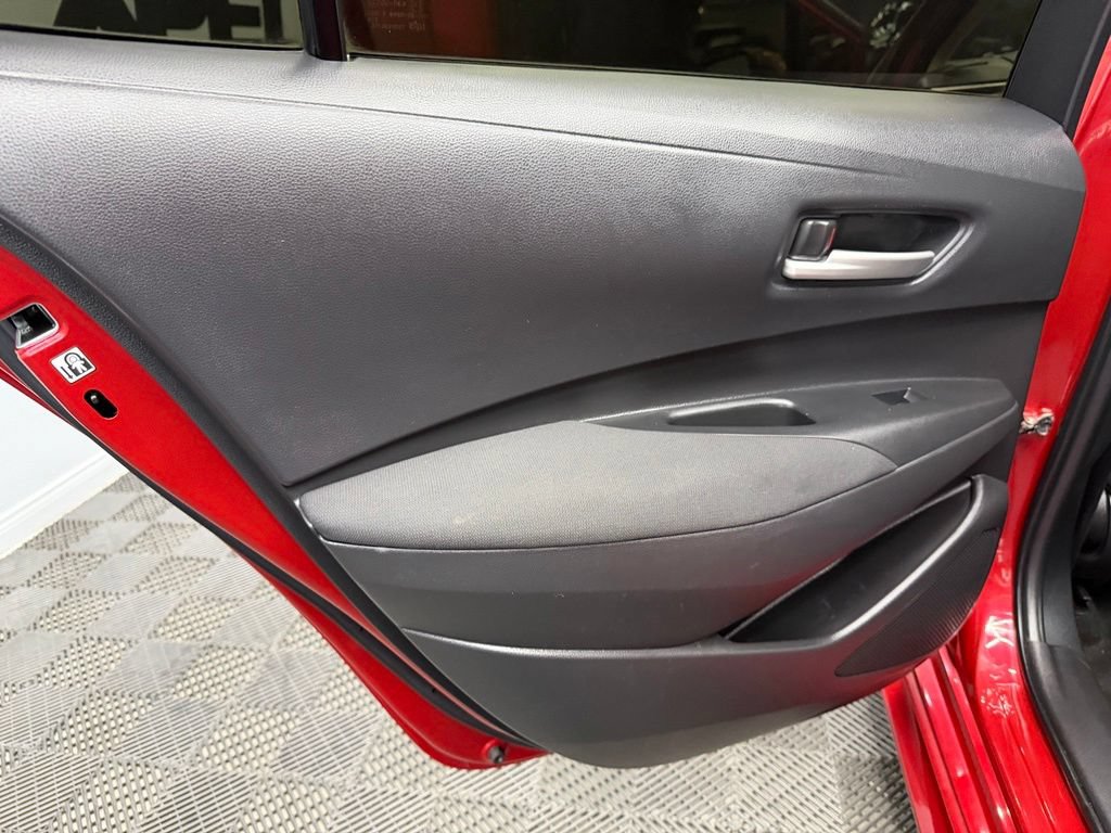 Used 2021 Toyota Corolla LE FWD image 40