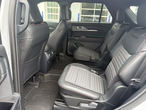 Used 2026 Ford Explorer ST-Line AWD/4WD image 28