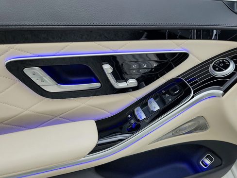 Certified 2022 Mercedes-Benz S 500 S 500 image 22