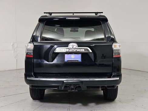 Used 2015 Toyota 4Runner Limited AWD/4WD image 5