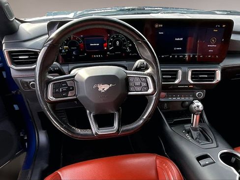 Used 2024 Ford Mustang Premium image 8