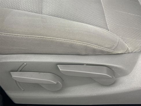 Used 2018 Chevrolet Silverado 1500 LS w/ Trailering Package AWD/4WD image 13