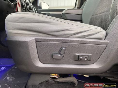 Used 2016 RAM 3500 Big Horn image 25