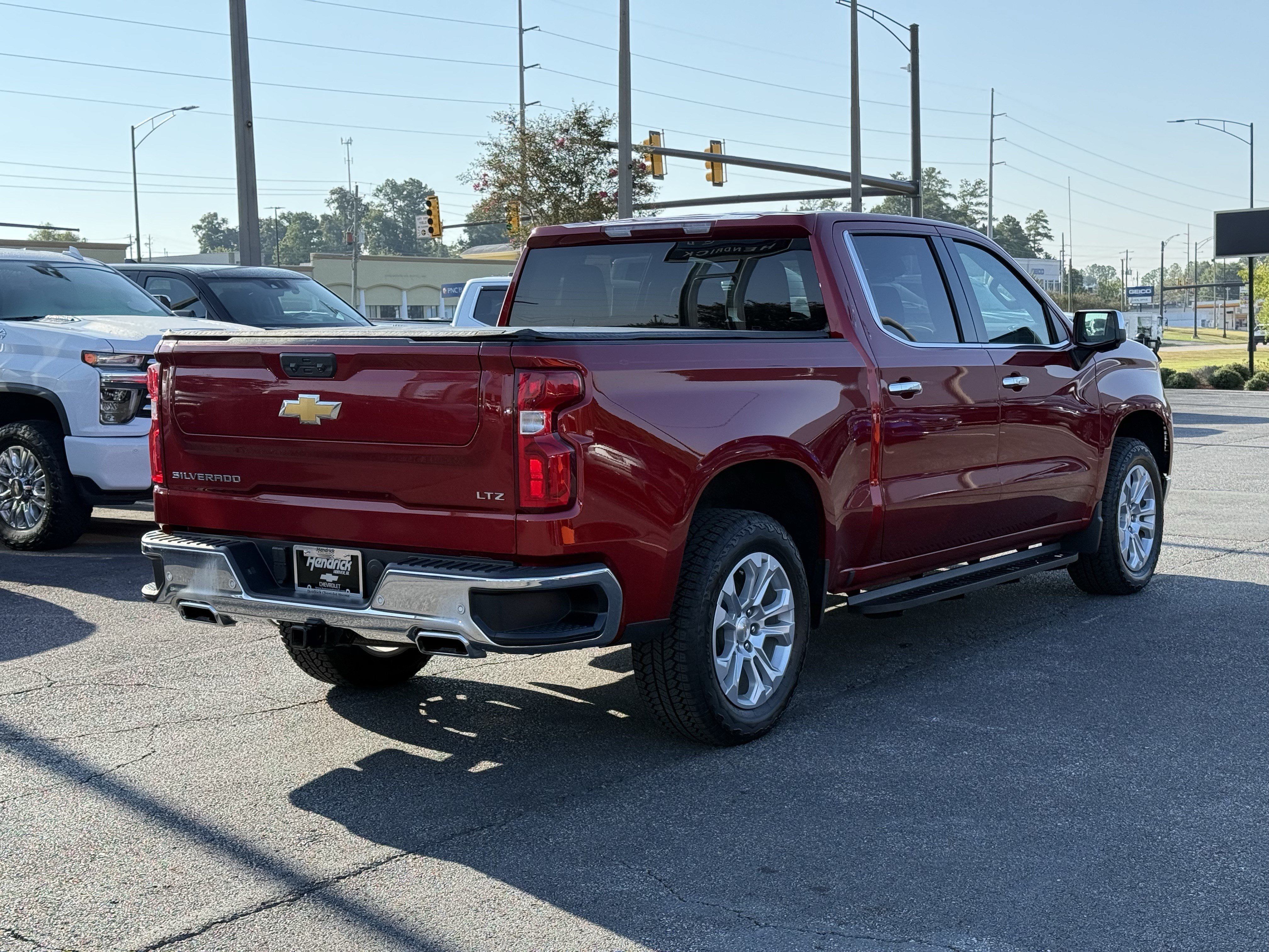 Used 2026 Chevrolet Silverado 1500 LTZ w/ Z71 Off-Road Package AWD/4WD image 11