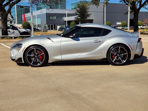 Used 2020 Toyota Supra Premium w/ Driver Assist Package image 4