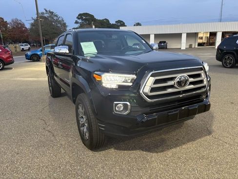 Used 2023 Toyota Tacoma Limited image 2