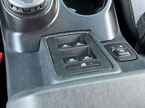 Used 2024 Ford Bronco Big Bend image 20