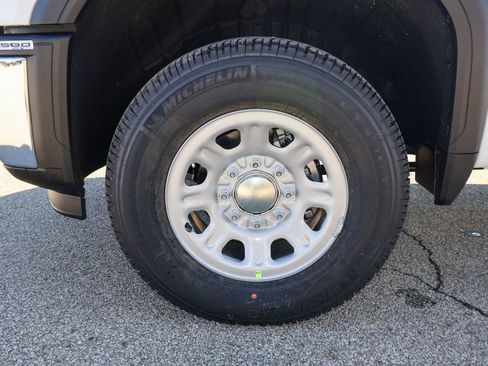 New 2026 GMC Sierra 2500 Pro image 30