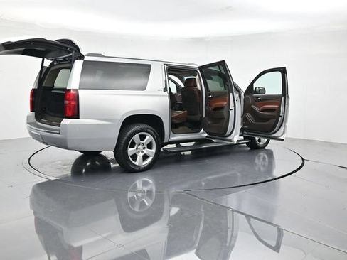Used 2015 Chevrolet Suburban LTZ AWD/4WD image 56