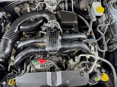 Used 2017 Subaru Crosstrek 2.0i Premium image 36