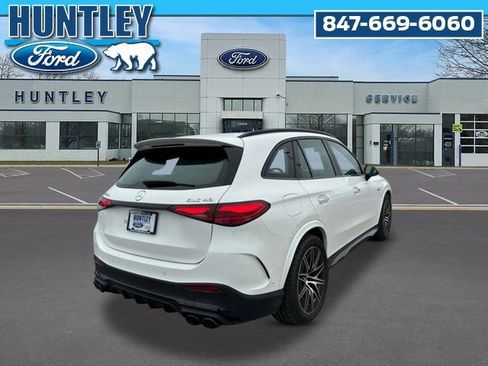 Used 2025 Mercedes-Benz GLC 43 AMG 4MATIC image 5