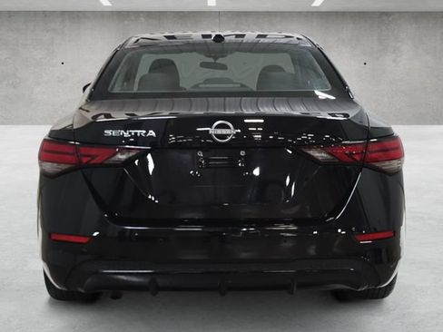 Used 2025 Nissan Sentra SV FWD image 15
