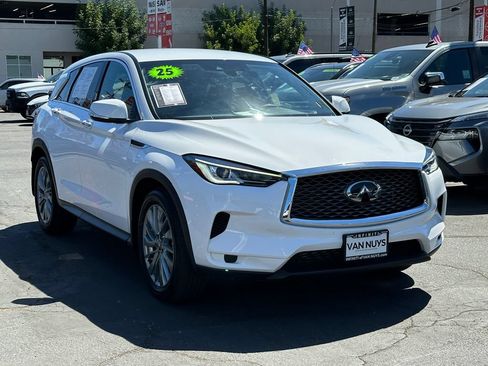 Used 2025 INFINITI QX50 Pure AWD/4WD image 10