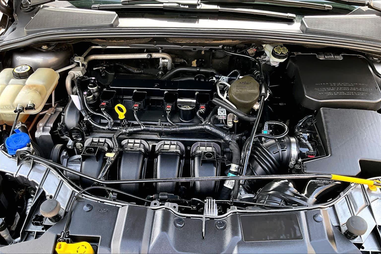 Used 2013 Ford Focus Titanium FWD image 32