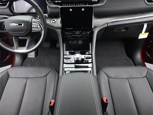 New 2025 Jeep Grand Cherokee L Overland w/ Trailer Tow Package image 25