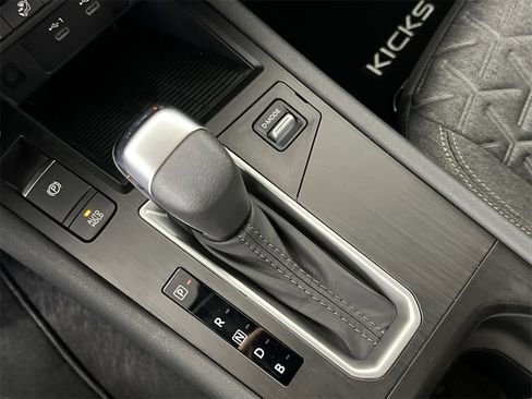 New 2026 Nissan Kicks SV image 21