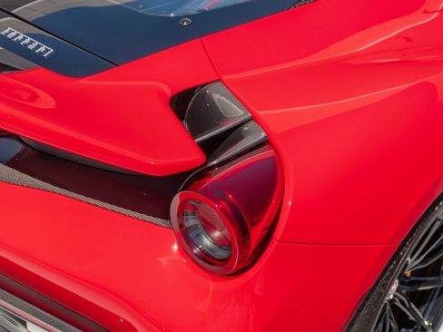 Used 2019 Ferrari 488 Pista Coupe RWD image 48