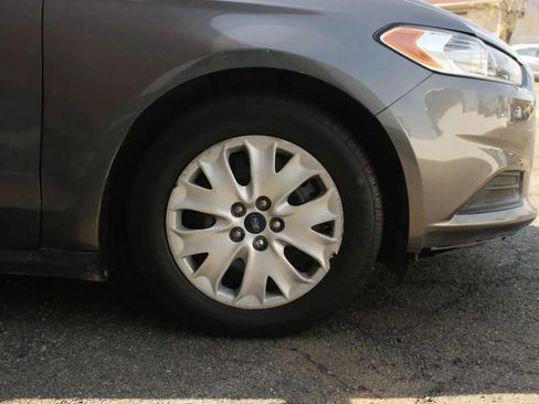 Used 2014 Ford Fusion S image 8