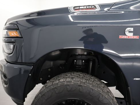Used 2025 RAM 2500 Big Horn AWD/4WD image 34