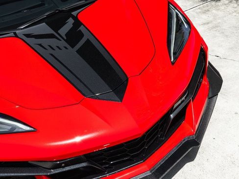 Used 2023 Chevrolet Corvette Z06 RWD image 15
