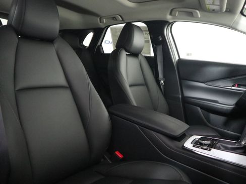 New 2025 MAZDA CX-30 AWD 2.5 S w/ Preferred Package image 17